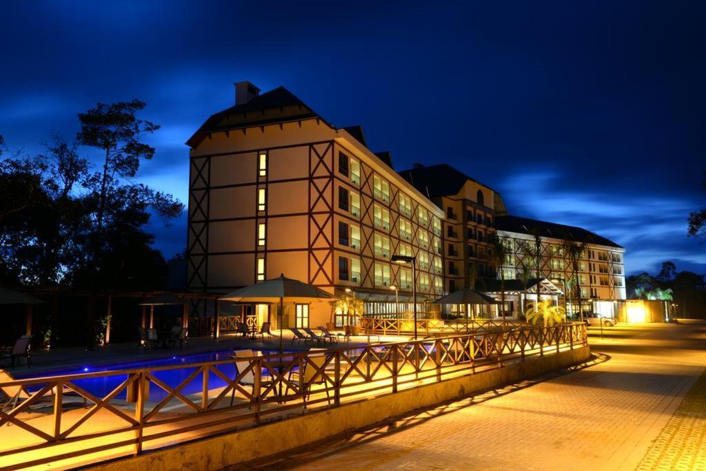 Apart Hotel Vista Azul - Hospedagem Nas Montanhas โดมิงกอส มาร์ตินส์ ภายนอก รูปภาพ