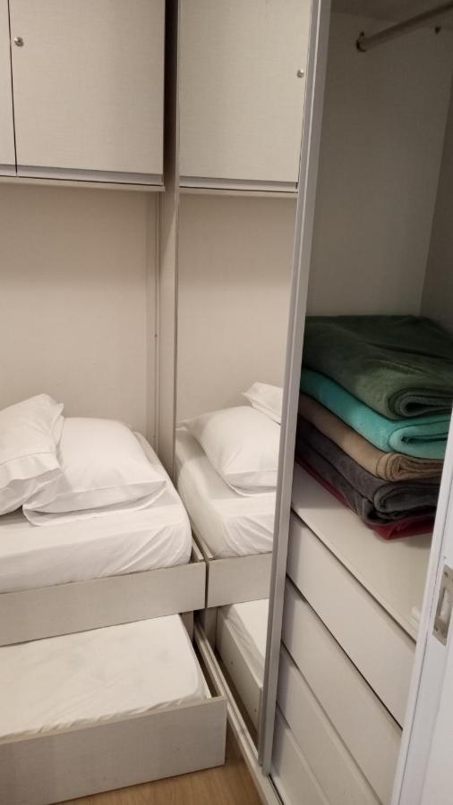 Apart Hotel Vista Azul - Hospedagem Nas Montanhas โดมิงกอส มาร์ตินส์ ภายนอก รูปภาพ